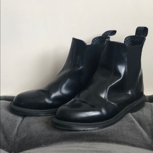 Dr. Martens Flora Chelsea boots